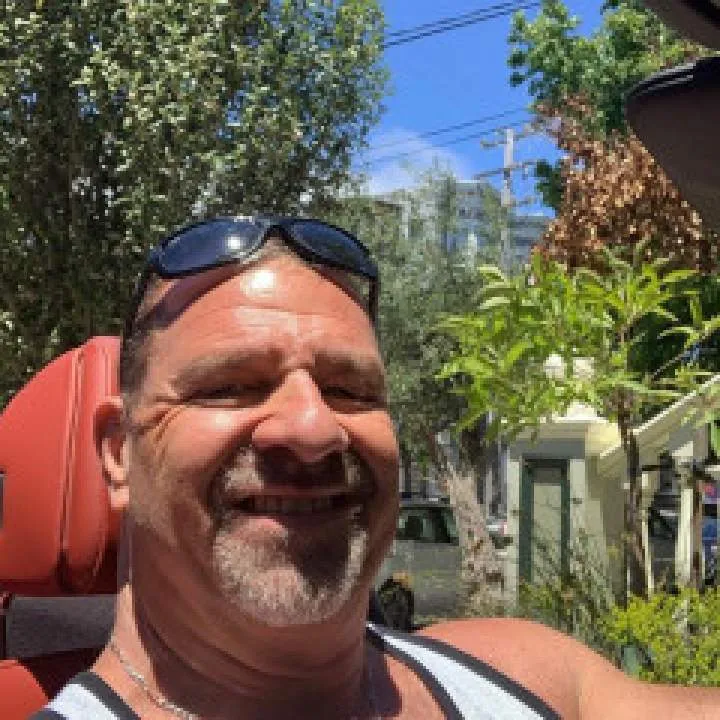 Ronald Photo On Jungo Live