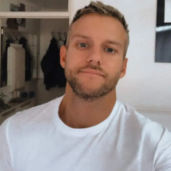 Michel Photo On Jungo Live