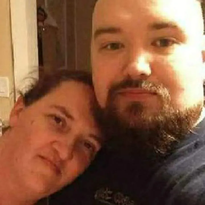 Grizzlycouple Photo On Jungo Live