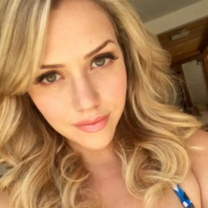 Ashley23 Photo On Jungo Live