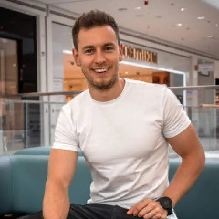 Martin Photo On Jungo Live