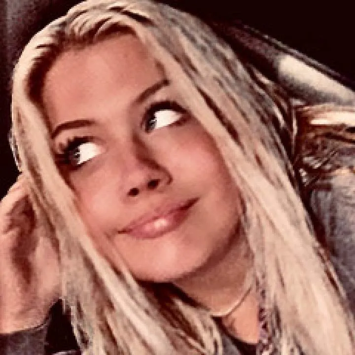 Fuckmehard Photo On Jungo Live