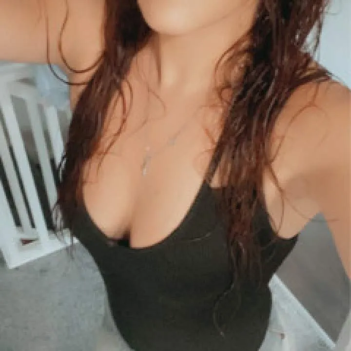 Letsgetbusy Photo On Jungo Live