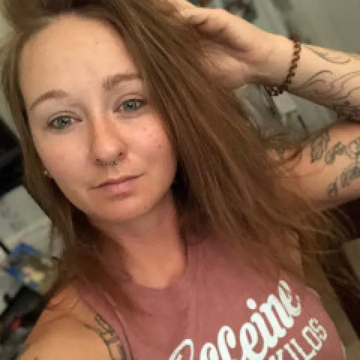 Amanda Photo On Jungo Live