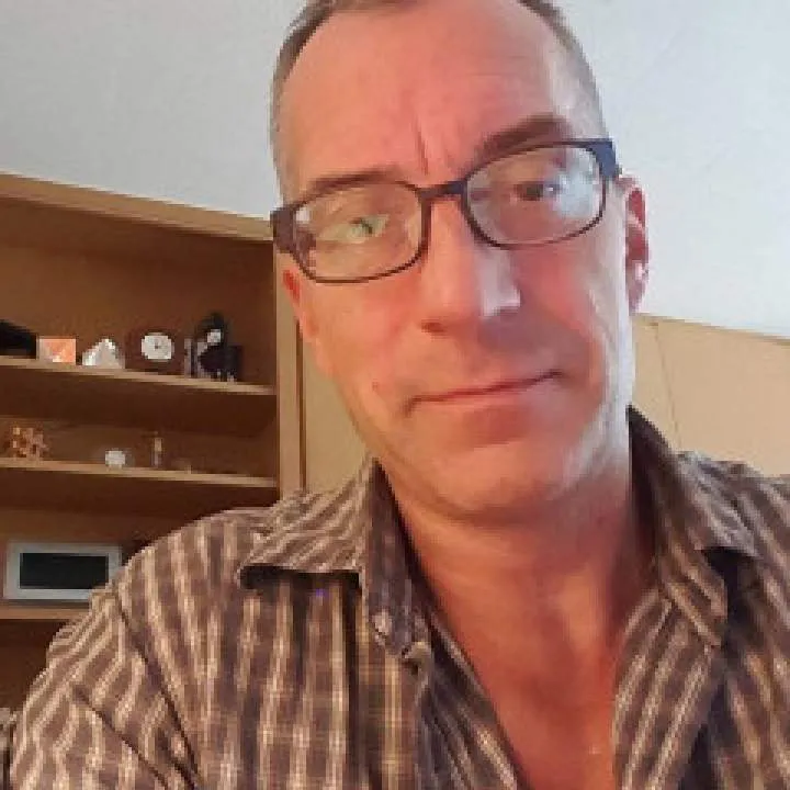 Chrisneal Photo On Jungo Live