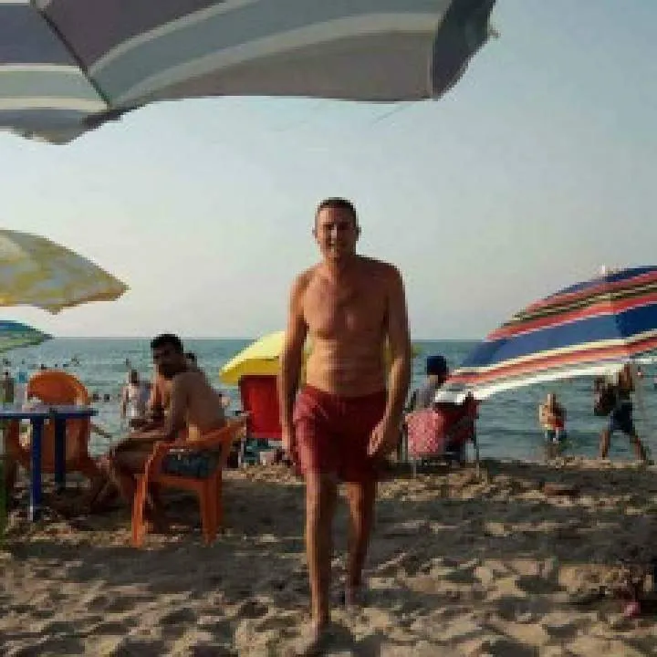 Hacene Photo On Jungo Live