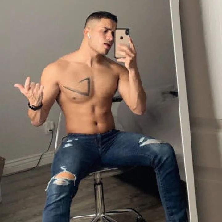 Johnson........ Photo On Jungo Live