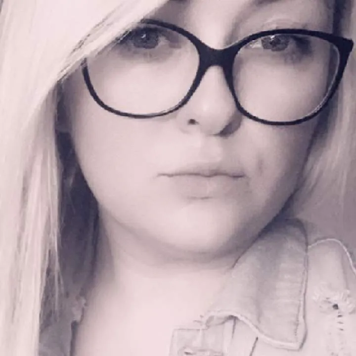 Kimcuddle Photo On Jungo Live