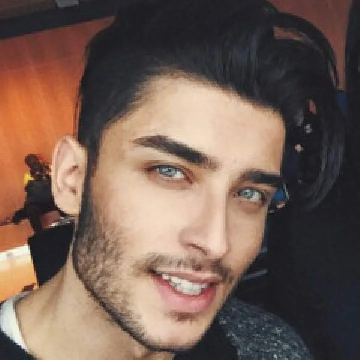 Mert Photo On Jungo Live