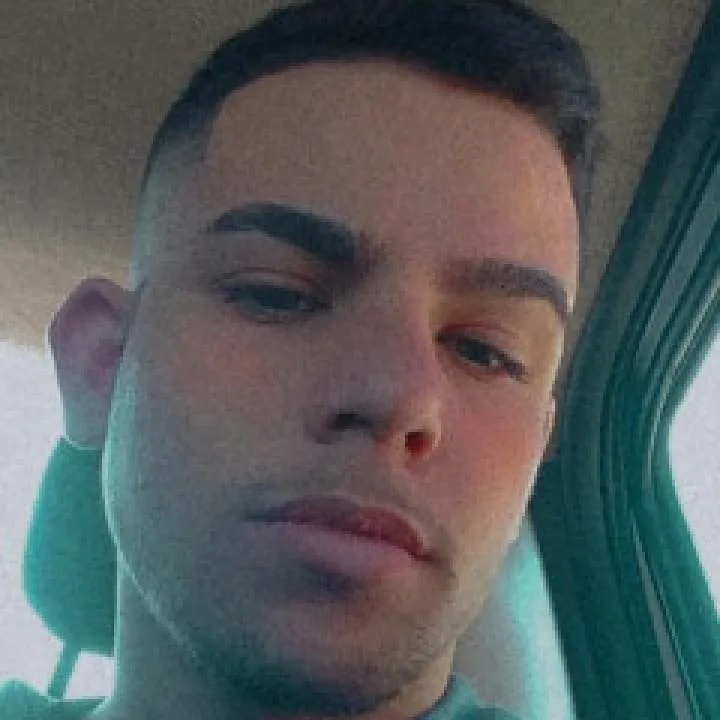 Gustavo Photo On Jungo Live