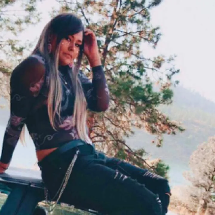 Alexis Photo On Jungo Live