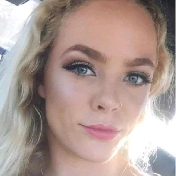 Bell Photo On Jungo Live