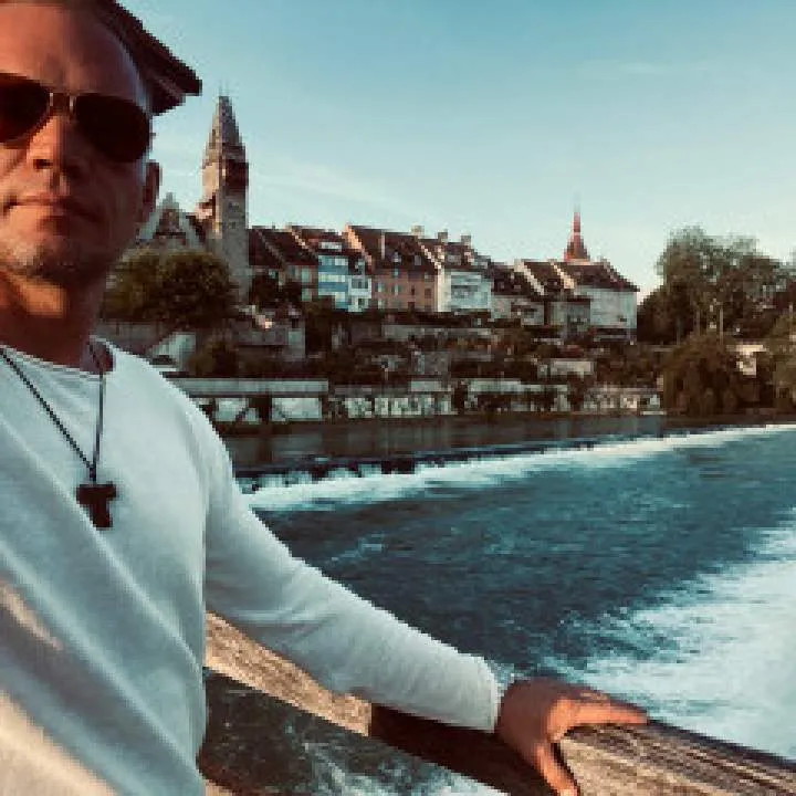 Secret Love Photo On Jungo Live