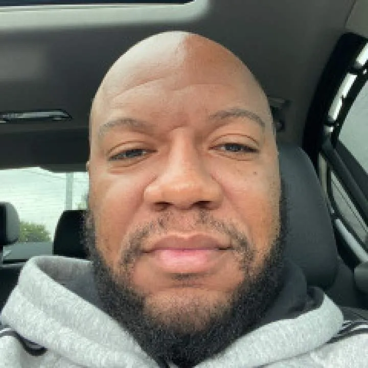 Mike Photo On Jungo Live