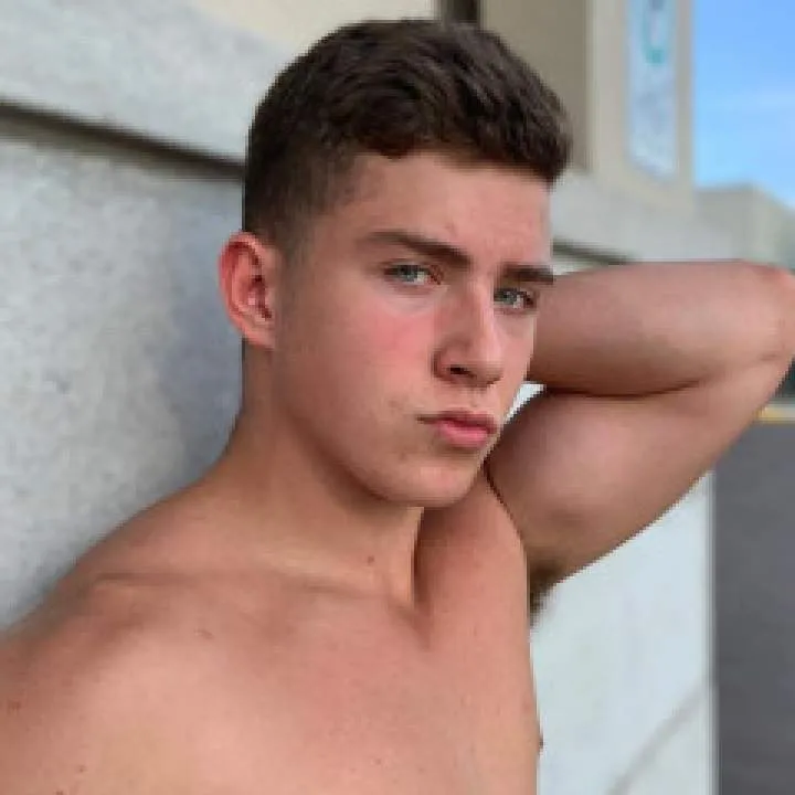 Alex Photo On Jungo Live