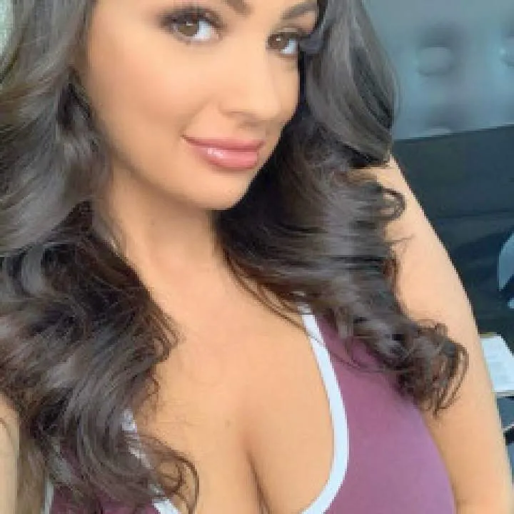 Janemoller Photo On Jungo Live