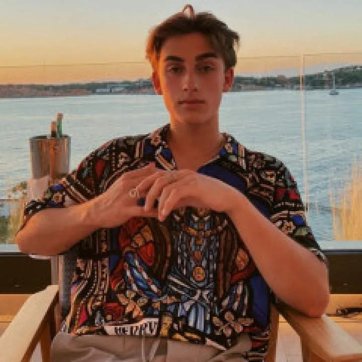 Jonny Photo On Jungo Live