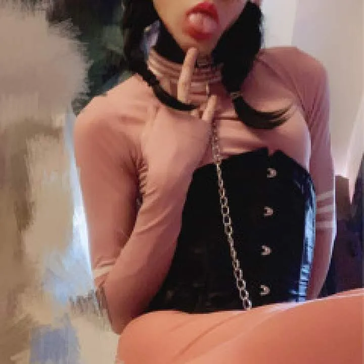 Sissyalline Photo On Jungo Live