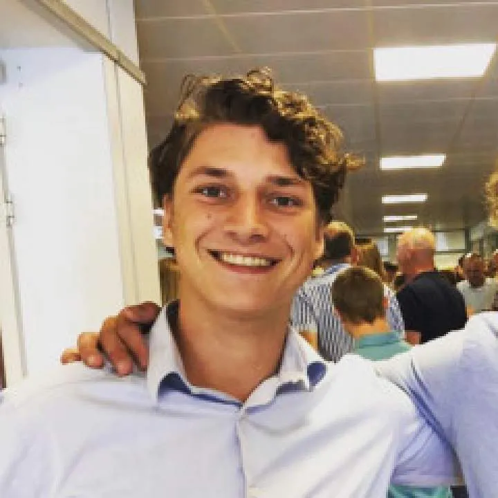 Ross Photo On Jungo Live