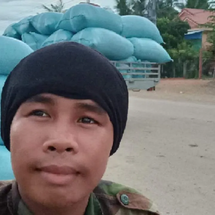 Bong Nak Photo On Jungo Live