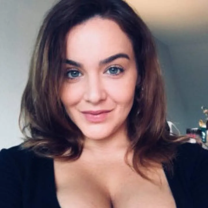 Jennifer Betty Photo On Jungo Live