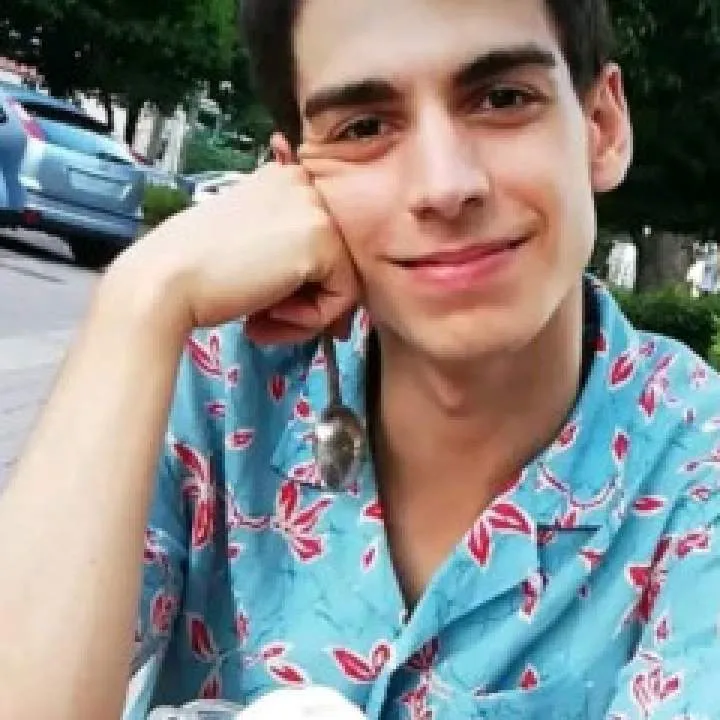 Yimi Photo On Jungo Live