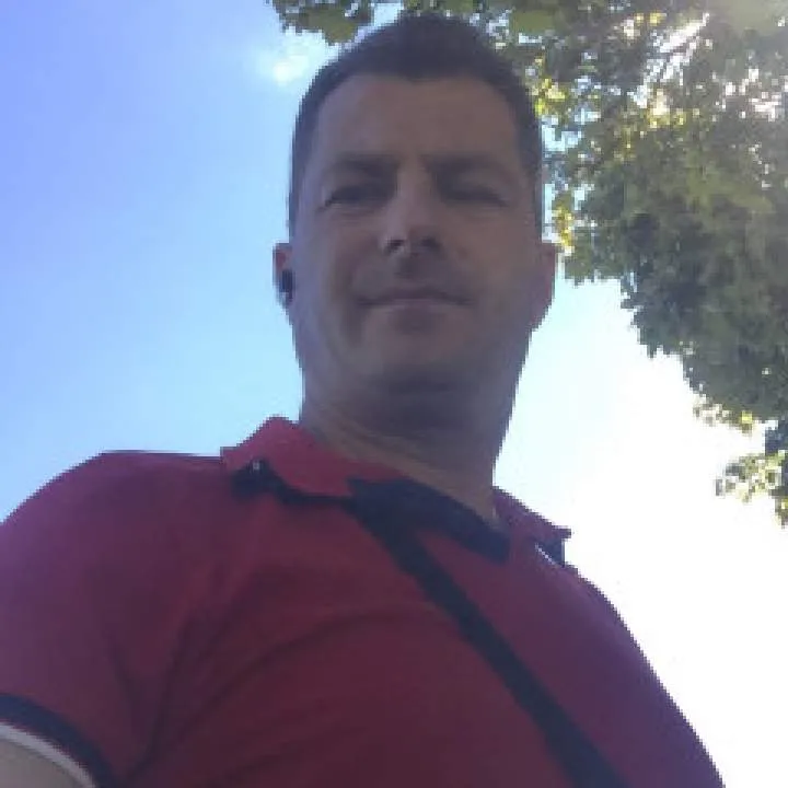 Mark.... Photo On Jungo Live