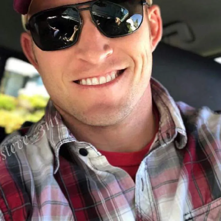 Steve.... Photo On Jungo Live