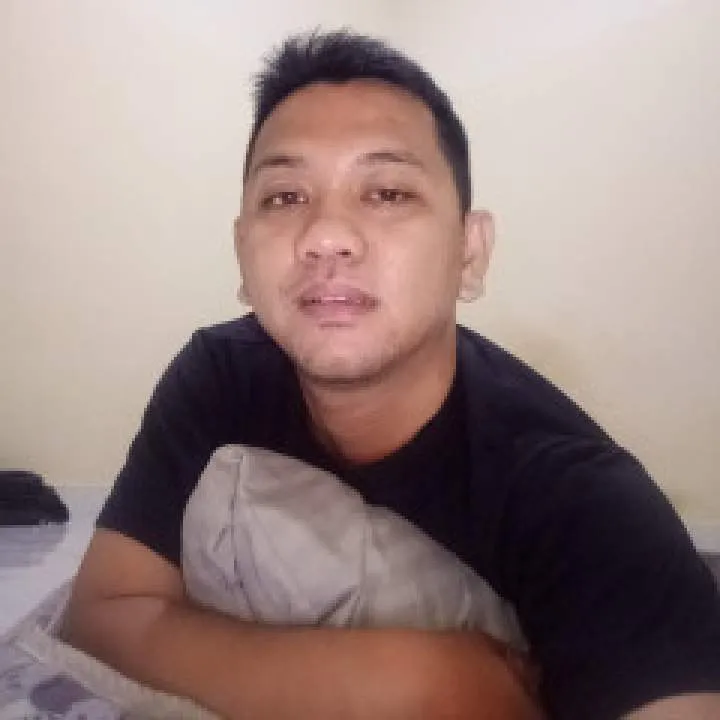 Edo Efrata Photo On Jungo Live