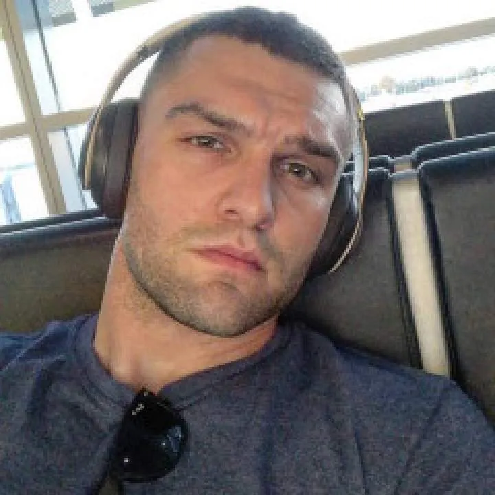 T.king Photo On Jungo Live