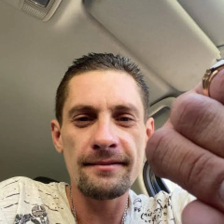 Baziado Photo On Jungo Live