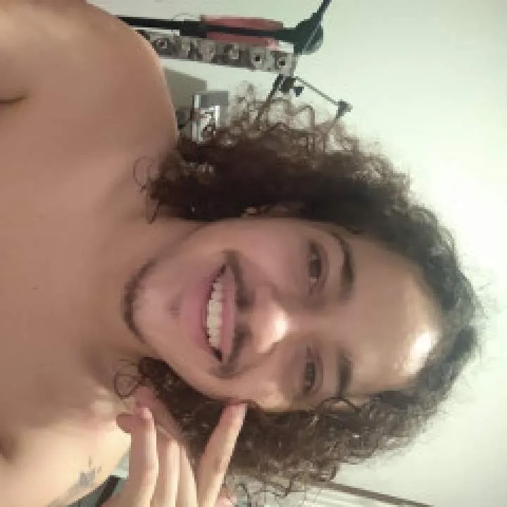 Queercode Photo On Jungo Live