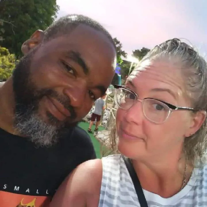 A&alike2play Photo On Jungo Live