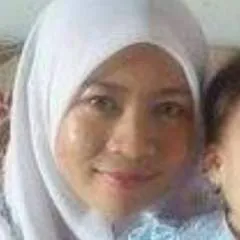 Azwalina (housewife)