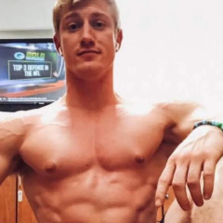 Kelvin........ Photo On Jungo Live