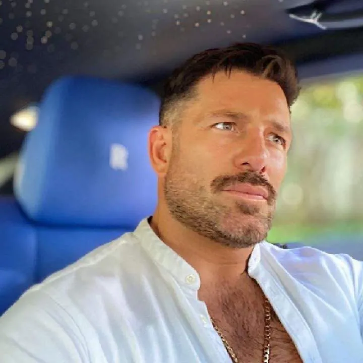 Tom Photo On Jungo Live