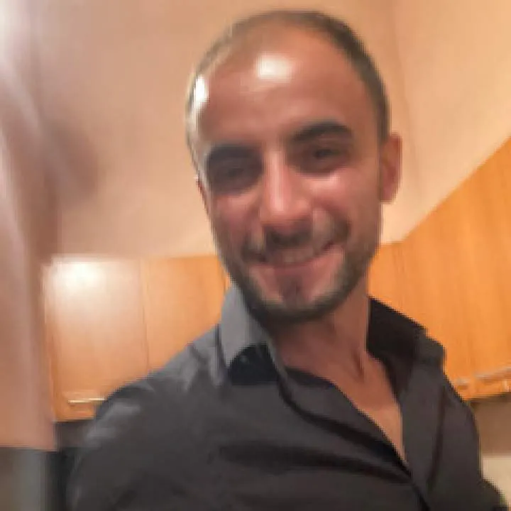 Endre Photo On Jungo Live