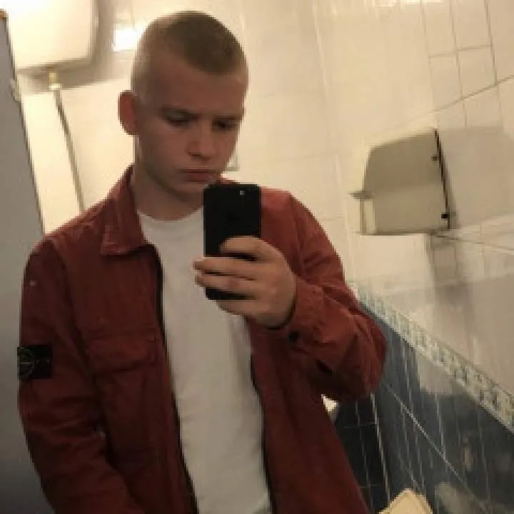 Harry Photo On Jungo Live