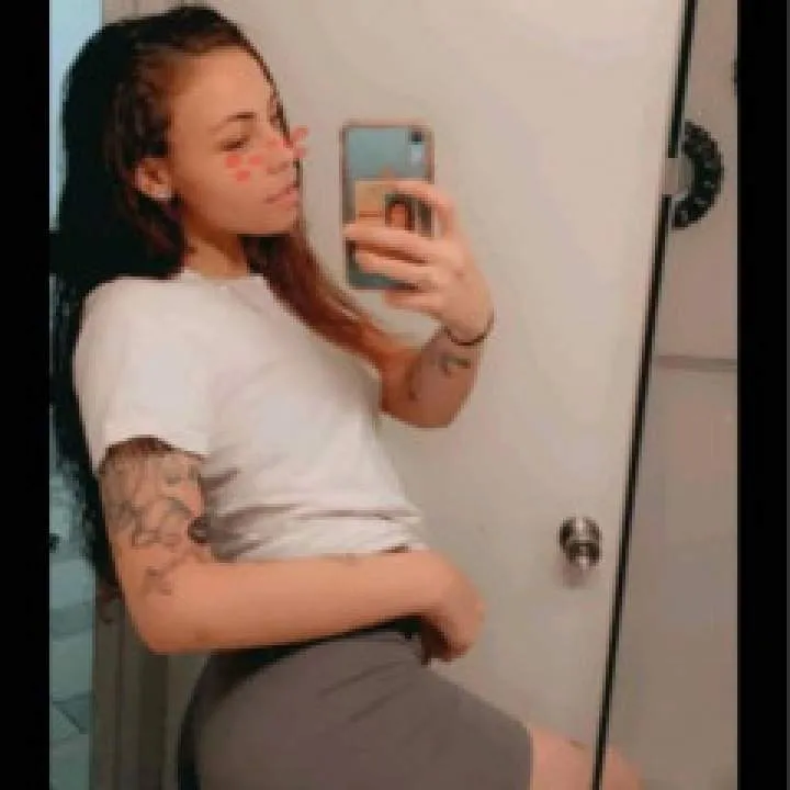 Katie Photo On Jungo Live