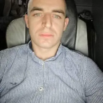 Tomi Photo On Jungo Live