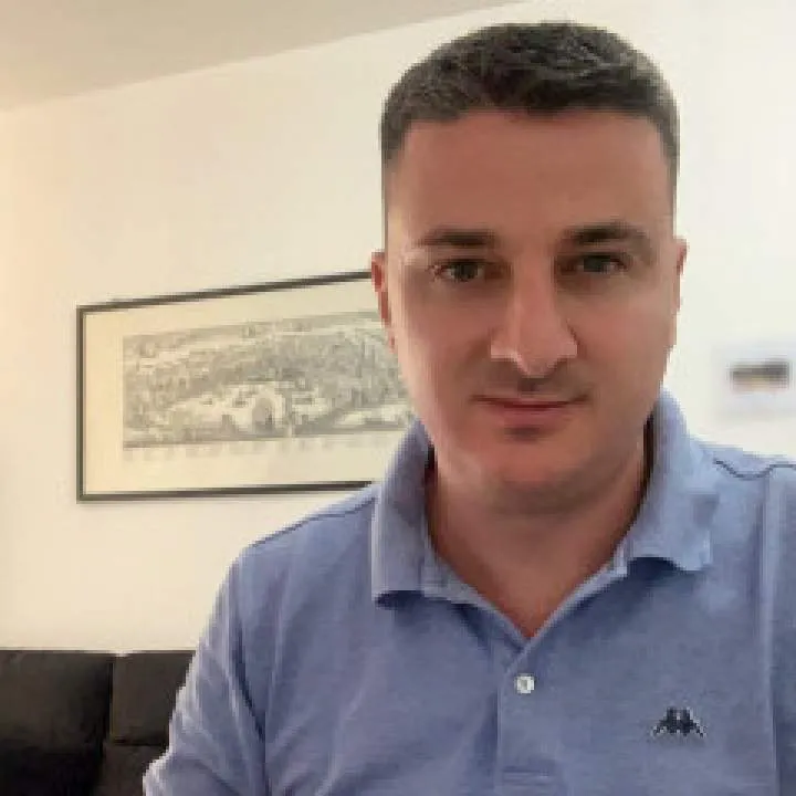 Alex Photo On Jungo Live