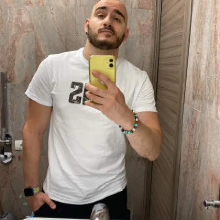 William Photo On Jungo Live