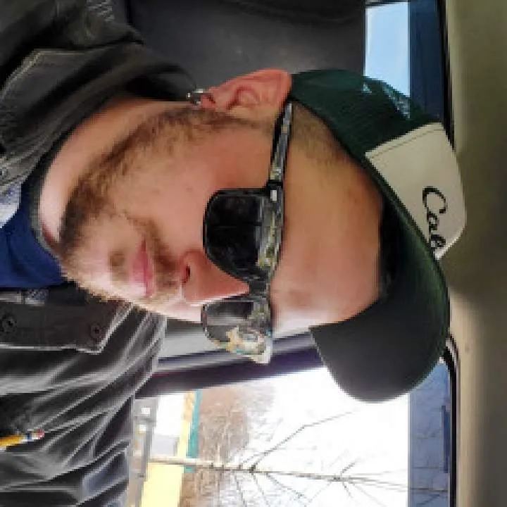 Gurth Brooks Photo On Jungo Live