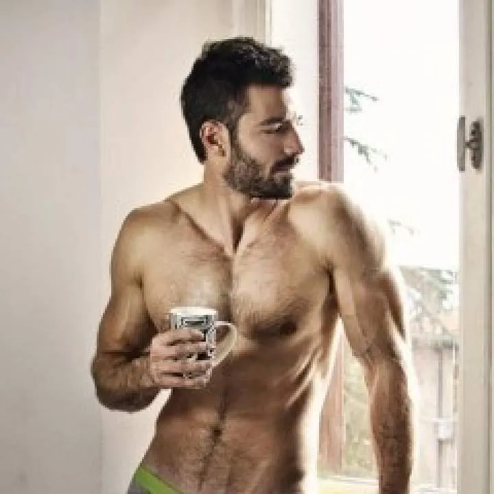 Iulian Photo On Jungo Live