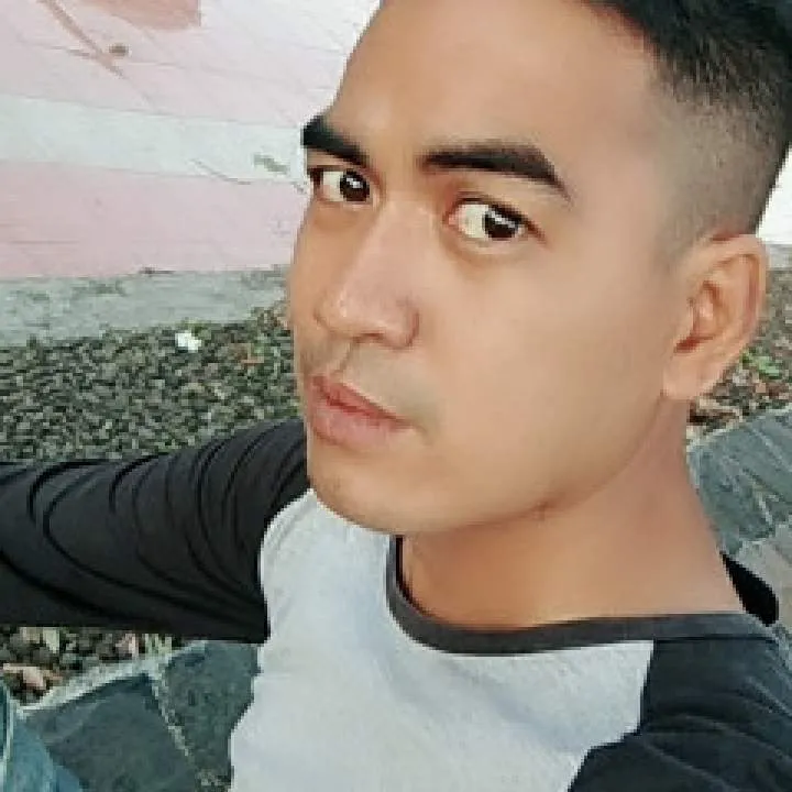 Reza Photo On Jungo Live