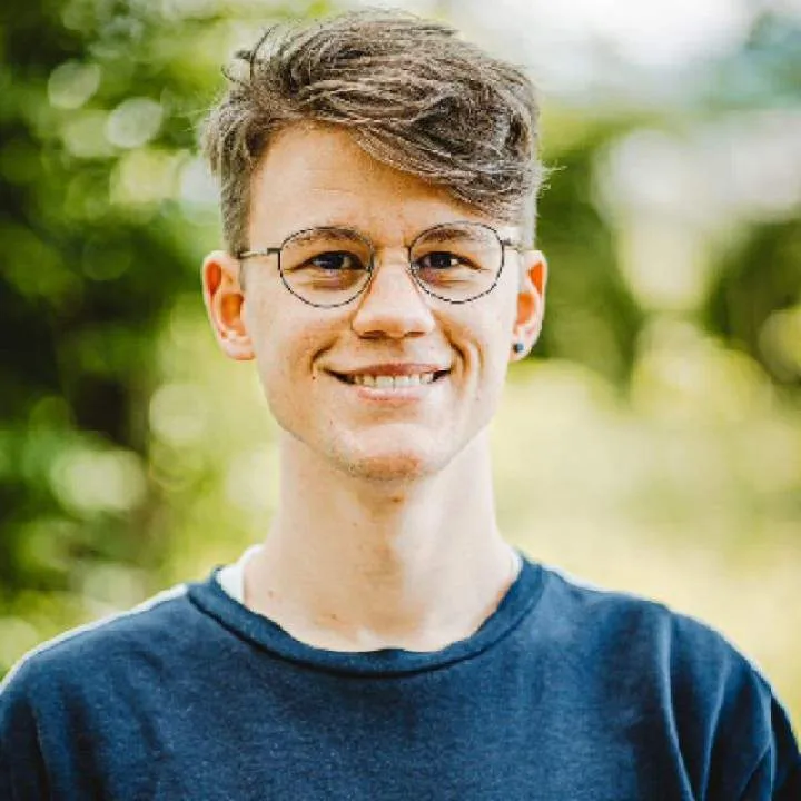 Mihail Photo On Jungo Live