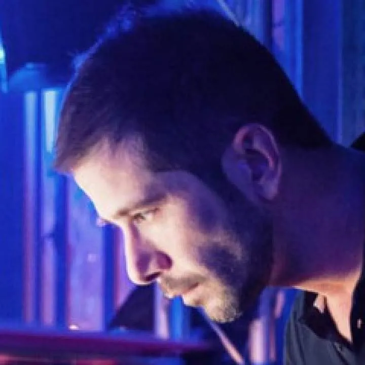 Pik Photo On Jungo Live