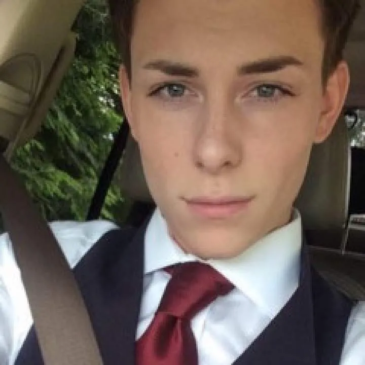 David........ Photo On Jungo Live