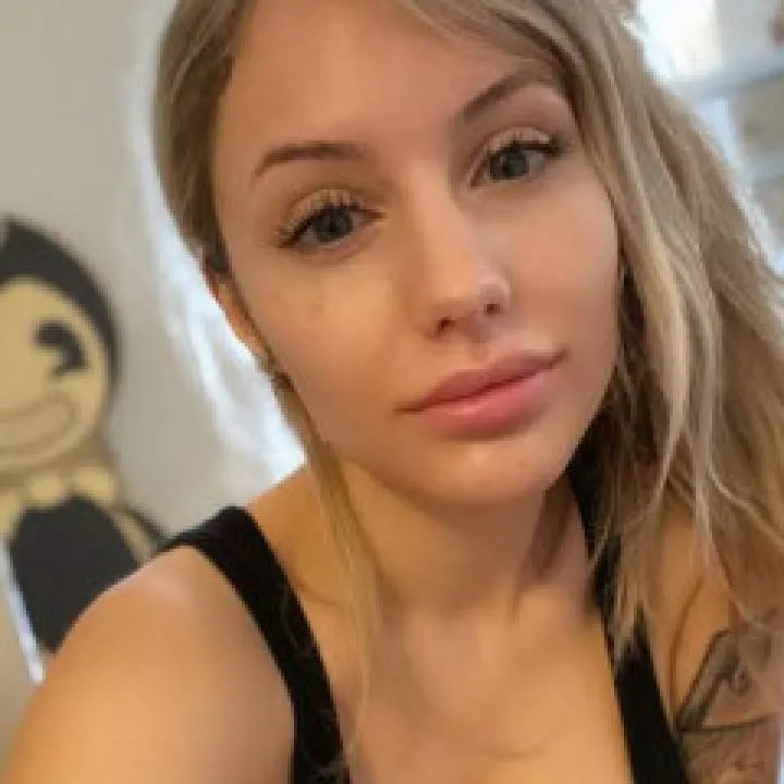 Mary Photo On Jungo Live