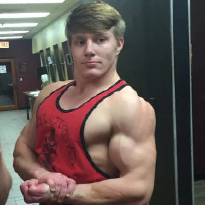 Thomas Photo On Jungo Live